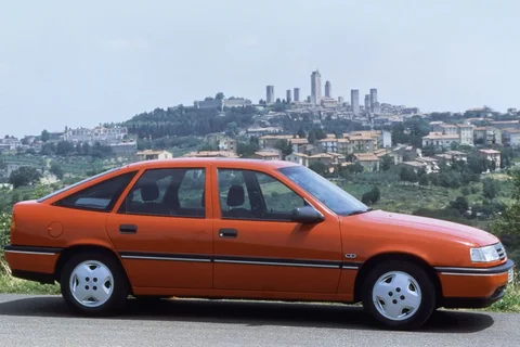 Opel Vectra 1.7 TD CD 1992 view 3