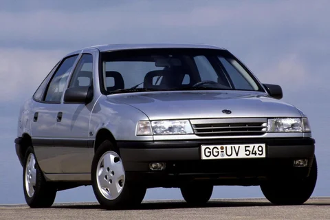 Opel Vectra 1.7 TD CD 1992 view 8