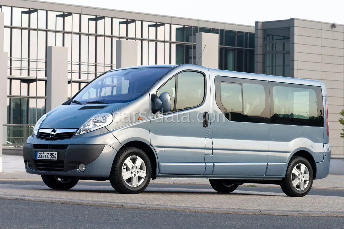Opel Vivaro Combi L1H1 2900 2.0 CDTi 90 ecoFLEX 2011 front view