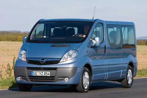 Opel Vivaro Combi L1H1 2900 2.0 CDTi 90 ecoFLEX 2011 view 11