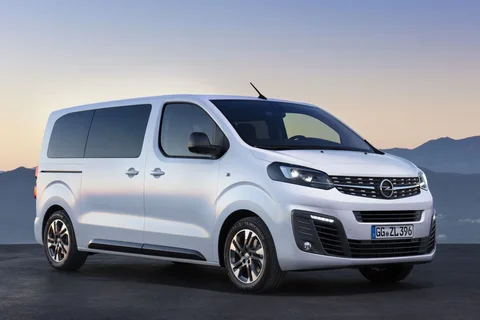 Opel Vivaro Zafira Life L3H1 2.0 Diesel 150hp Innovation 2019 view 10