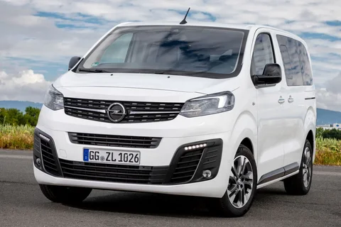 Opel Vivaro Zafira Life L3H1 2.0 Diesel 150hp Innovation 2019 view 11
