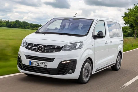 Opel Vivaro Zafira Life L3H1 2.0 Diesel 150hp Innovation 2019 view 12