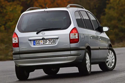 Opel Zafira 2.2 DTi-16V Maxx 2004 view 8