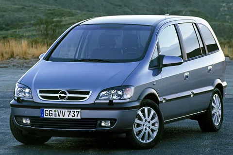 Opel Zafira 2.2 DTi-16V Maxx 2004 view 6