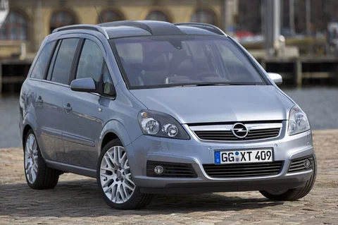 Opel Zafira 2.2 Cosmo 2005 view 3