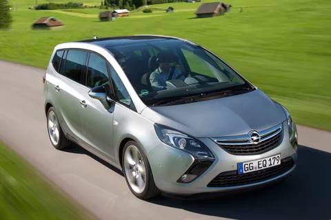 Opel Zafira 2.0 CDTI 130hp Cosmo 2011 view 8