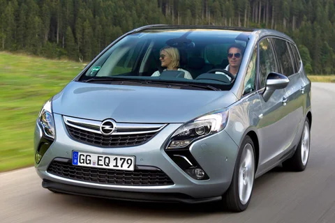 Opel Zafira 2.0 CDTI 130hp Cosmo 2011 view 12