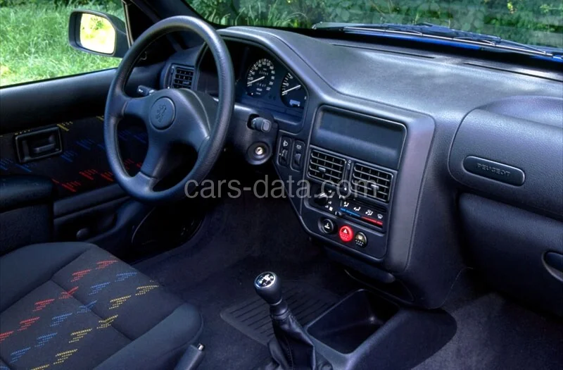 Peugeot 106 XT 1.4 1996 front view