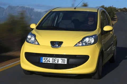 Peugeot 107 XR 1.0 2005 view 5