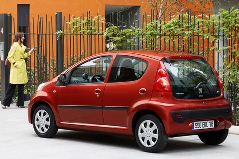 Peugeot 107 Sublime 1.0 2008 view 5