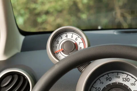 Peugeot 107 Sublime 1.0 2008 view 12