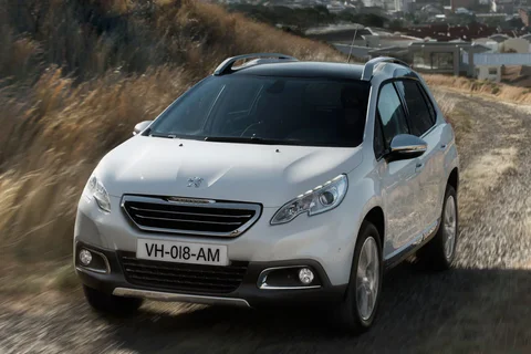 Peugeot 2008 Active 1.6 e-HDi 92hp 2013 view 12