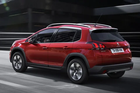 Peugeot 2008 Active 1.2 Puretech 110 2016 view 7