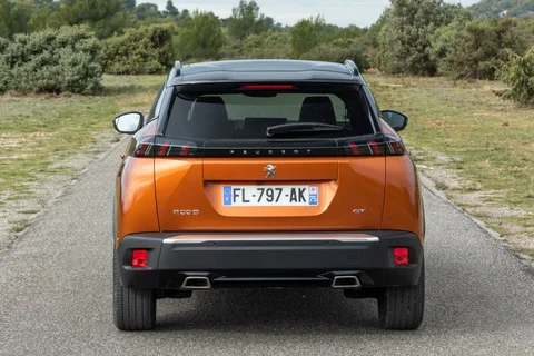 Peugeot 2008 Active Pack 1.2 PureTech 100 2020 view 9