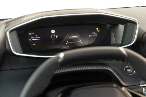 Peugeot 2008 e-2008 Active EV 54kWh 156 2023 view 4