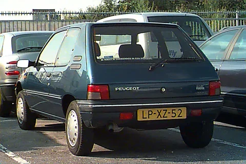Peugeot 205 Génération 1.8 D 1996 view 4