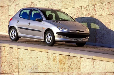 Peugeot 206 XT 2.0 HDI 2001 view 3