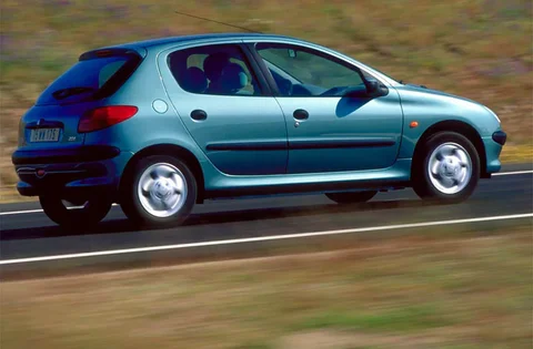 Peugeot 206 XT 2.0 HDI 2001 view 5