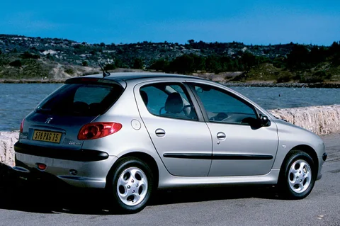 Peugeot 206 Génération 1.4 2008 view 2