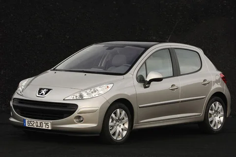 Peugeot 207 XT 1.4 2006 view 5