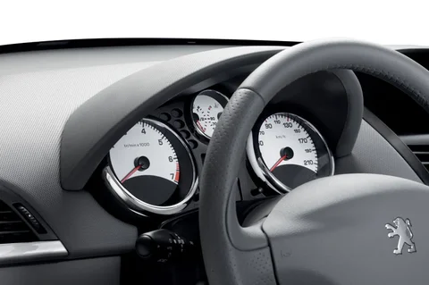 Peugeot 207 Access Lite 1.4 2011 view 8