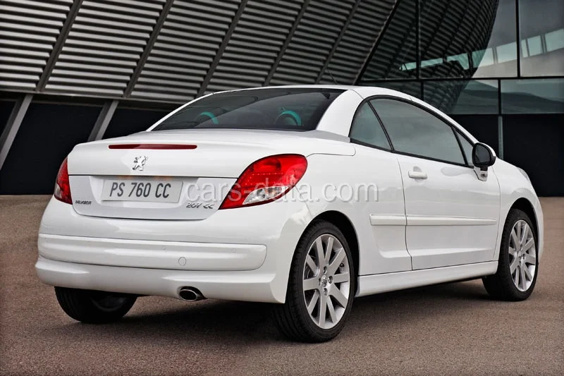 Peugeot 207 CC 1.6 VTi Griffe 2011 front view