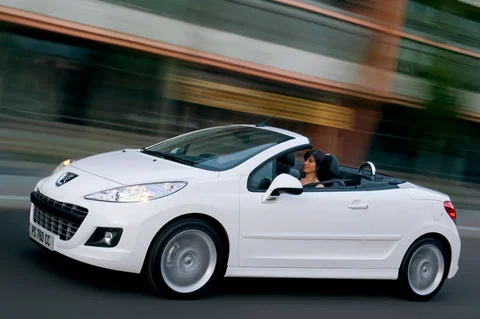 Peugeot 207 CC 1.6 VTi Griffe 2011 view 9