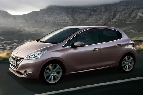 Peugeot 208 Access 1.4 e-HDi 2012 view 8