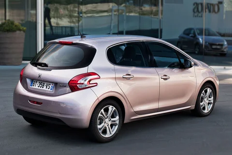 Peugeot 208 Access 1.4 e-HDi 2012 view 12