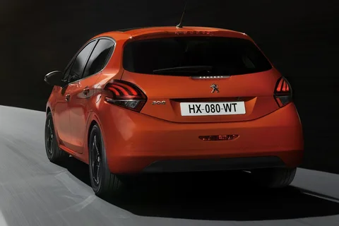 Peugeot 208 Active 1.2 PureTech 110 2015 view 9