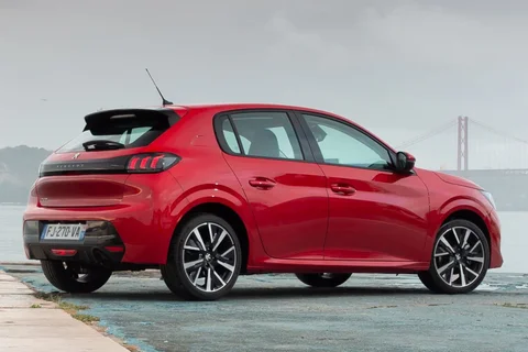 Peugeot 208 Active Pack 1.2 PureTech 75 2020 view 8
