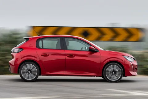 Peugeot 208 Active Pack 1.2 PureTech 75 2020 view 12