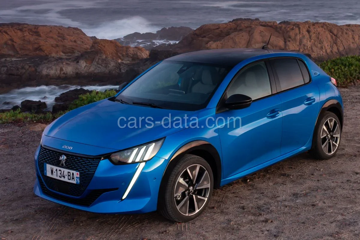 Peugeot 208 e-208 Active EV 50kWh 136 2020 front view