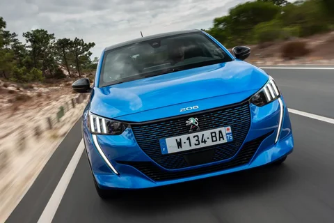 Peugeot 208 e-208 Active EV 50kWh 136 2020 view 3