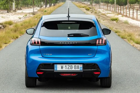 Peugeot 208 e-208 Active EV 50kWh 136 2020 view 6