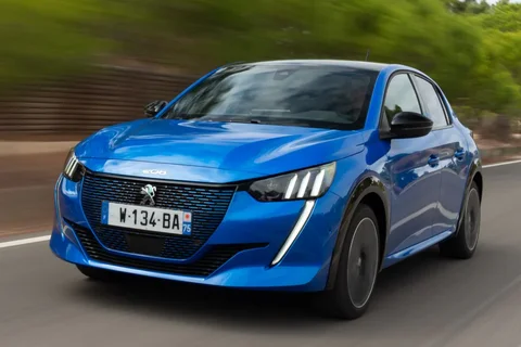Peugeot 208 e-208 Active EV 50kWh 136 2020 view 9