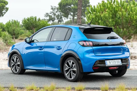 Peugeot 208 e-208 Active EV 50kWh 136 2020 view 10