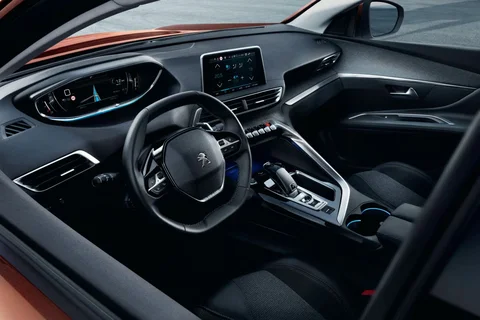Peugeot 3008 Access 1.2 PureTech 130 2016 view 9