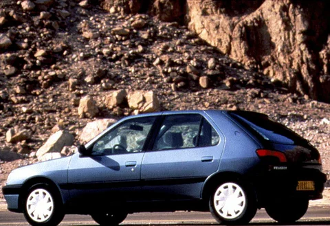 Peugeot 306 XRd 1.9 1993 view 2