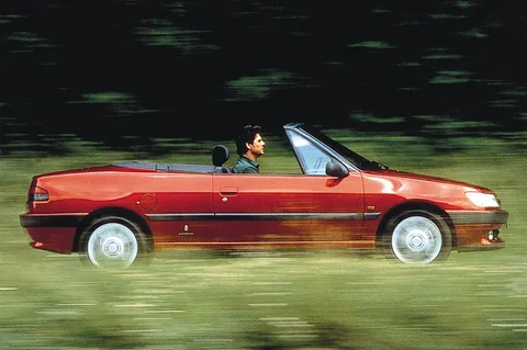 Peugeot 306 Cabriolet 1.6i 1996 view 2