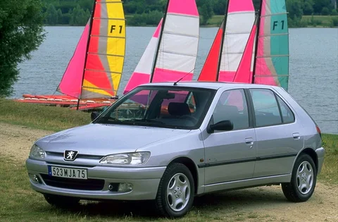 Peugeot 306 XTd 1.9 1999 view 2