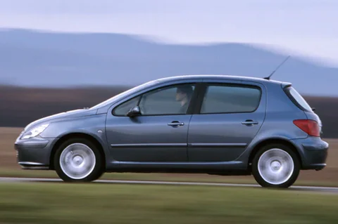 Peugeot 307 XT 1.4 2001 view 3