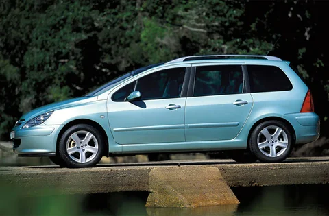 Peugeot 307 SW 2.0 HDI 90hp 2002 view 4