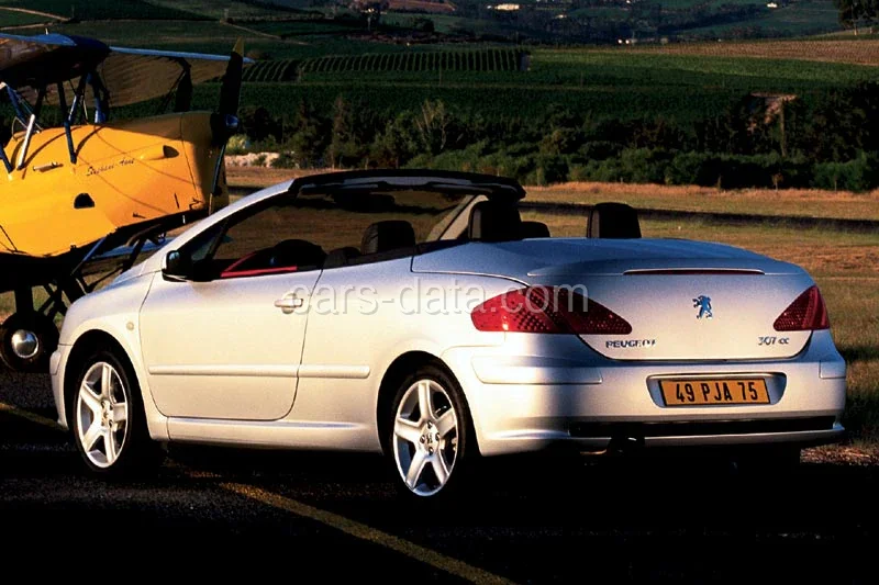Peugeot 307 CC 2.0 16V 180 2003 front view