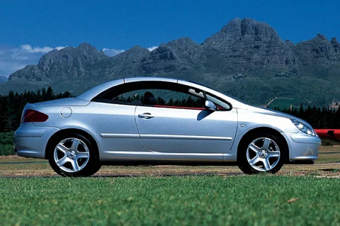Peugeot 307 CC 1.6 16V 2004 view 3