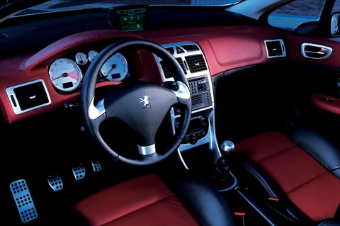 Peugeot 307 CC 1.6 16V 2004 view 7