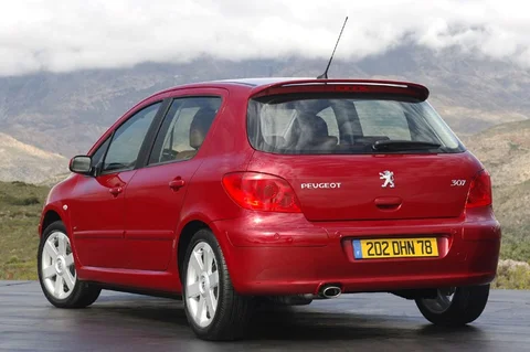 Peugeot 307 XT 2.0-16V 2005 view 3