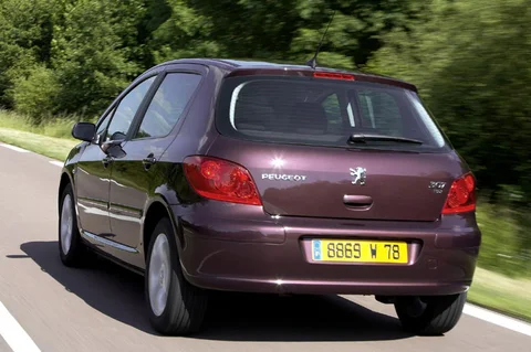 Peugeot 307 XT 2.0-16V 2005 view 9