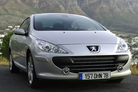 Peugeot 307 CC 2.0-16V 2005 view 8